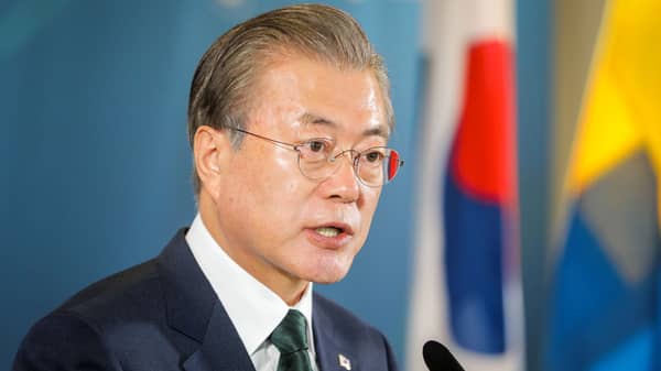 South Korea’s president meets Swedish PM Stefan Lofven