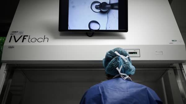 FILES-FRANCE-RIGHTS-CHILDREN-FERTILITY