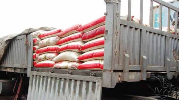 Smuggled-rice-impounded-by-Nigeria-Customs
