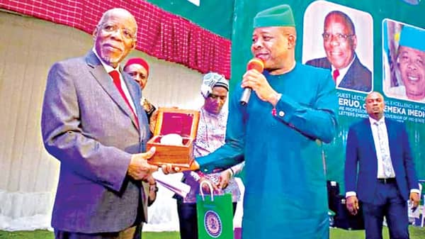 Ahiajoku1-copy……………