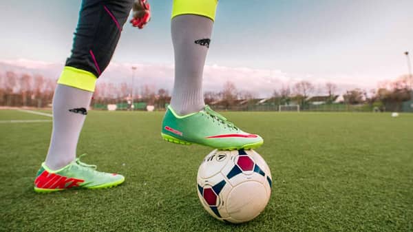 football-1274662_960_720