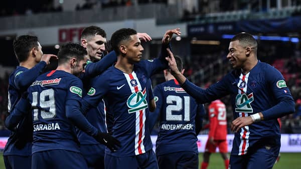 FBL-FRA-CUP-DIJON-PARIS