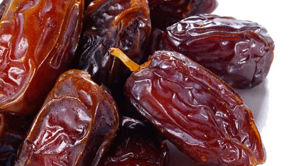 fruit-dried-dates-deglett