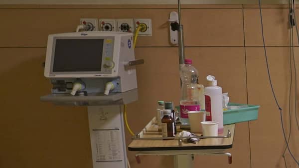 INDIA-HEALTH-VIRUS-HOSPITAL