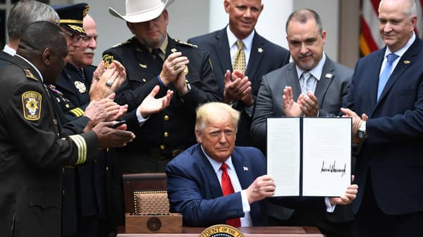 US-politics-racism-police-TRUMP