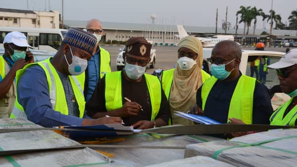 RC and Ministers signing the equipment handover notes
