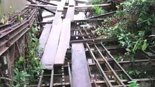 COLLAPSED-BRIDGE-1