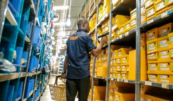 konga-warehouse_picker