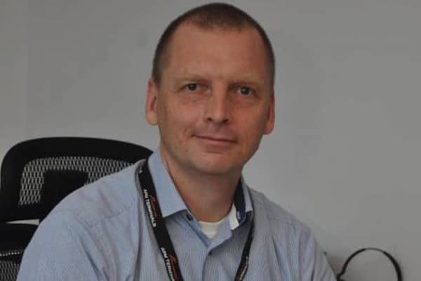 Klaus-Laursen-450×300