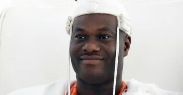 XGltYWdlc1xjb250ZW50XDMyNDIwMTgxMDE1NTRfb29uaW9iYWFkZXlleWVlbml0YW5vZ3Vud3VzaS5qcGVnfDEwMjR8NzI4