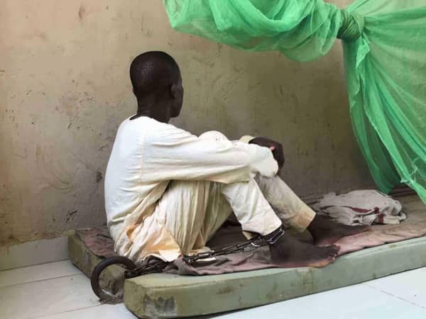 201911africa_nigeria_shackling1