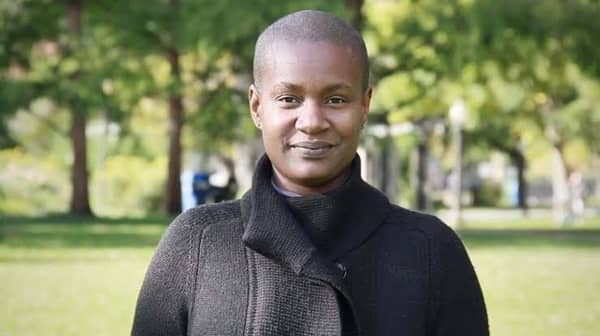 6CD417E5-869E-48BA-B62B-DCCDF8C81A6C