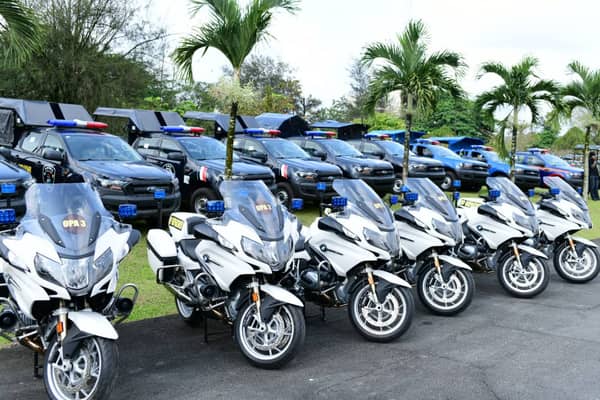 Ayade-donates-100-vehicles-and-10-Power-Bikes-to-Homeland-Security-to-fight-crime-in-Cross-River-State-4