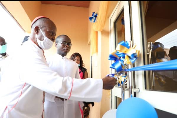 7EC8057F-88FA-483D-8E61-C97269D77ACD