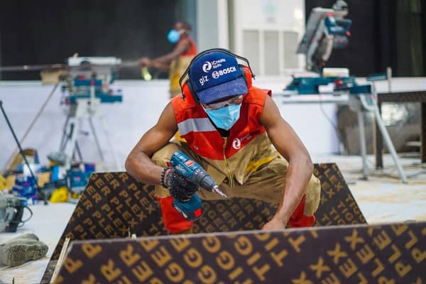 6a0bddec-0294-4896-91d6-eb5816076aed