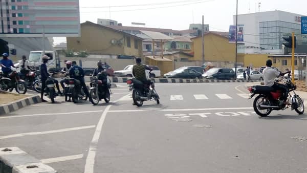 Allen_Avenue_junction_Ikeja[1]