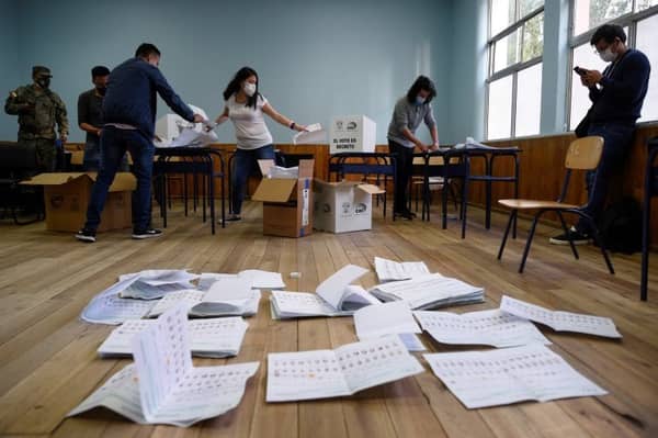 D8E4F9B1-C289-416C-B8EE-E974426D0503