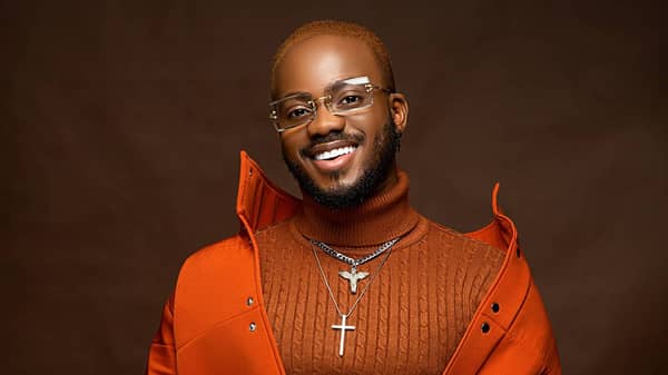 Korede Bello | Twitter/koredebello