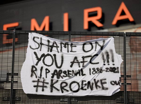 FBL-EUR-UEFA-SUPER-ARSENAL