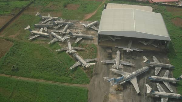 6185371_nigerianairwaysabandonedplanesakinwalemakinde_jpegd427fe17d5a5244b678ecce3f6e39bcb