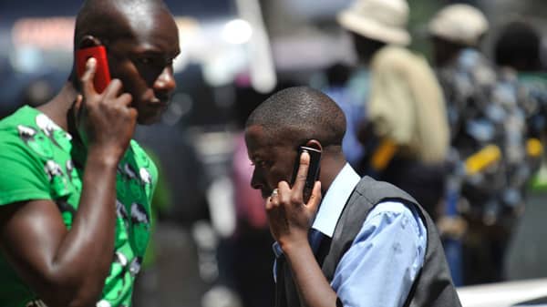 mobile-phone-africa-kenya