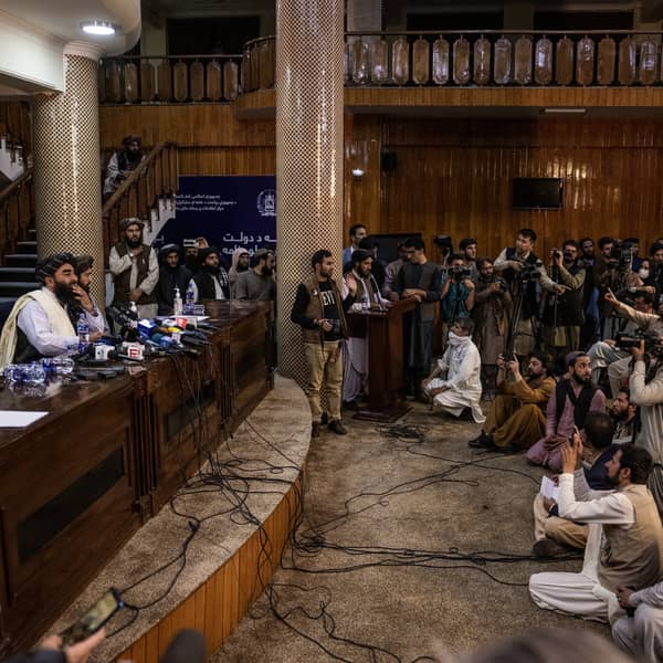 13B0D6C0-5C5F-4211-B112-D347C102A08F