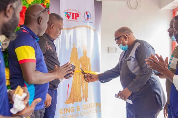 42D26AE1-F242-490B-B6F7-3B1D829EA304