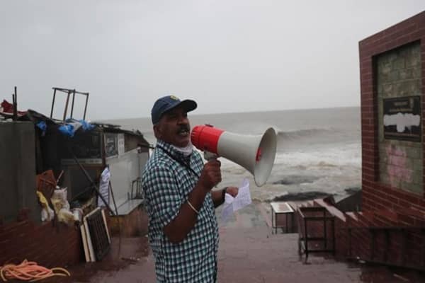 7E139942-6539-4725-B3F4-B0E454BDF690