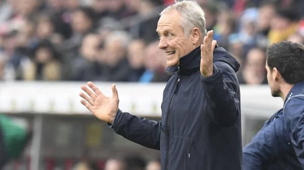 FBL-GER-BUNDESLIGA-FREIBURG-FUERTH