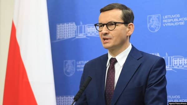 F6E2C0CC-8DF2-4AD0-8566-D9F98785863B