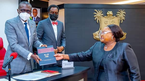 Lagos #EndSARS panel submits report to Sanwo-Olu