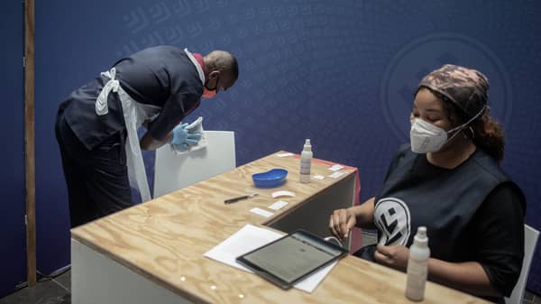 SAFRICA-HEALTH-VIRUS-VACCINES