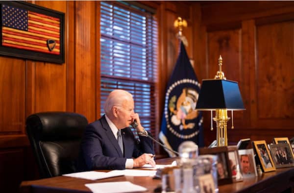 EF294F08-3B78-4502-82F3-0E533B6AE97A