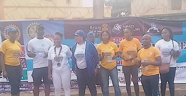 6690F29E-0E0B-48D6-8C9D-58249E2E80F2