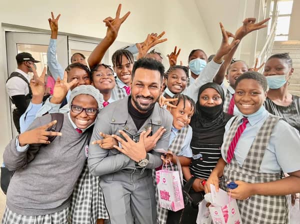 E3CF1F56-ACC1-4292-8D75-E0DF5529E99F