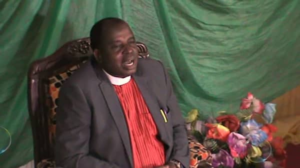 Pastor-Dr.-Henry-Ojo