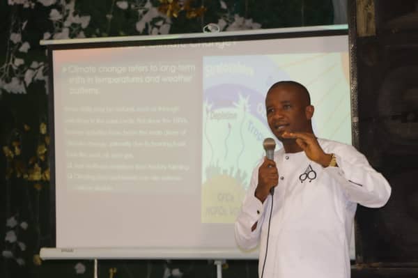 3332735C-AE99-48FD-B1A9-96C7FCBB07B8