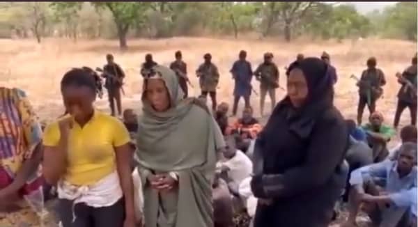 3D689652-20B4-4C97-A962-051B9A90F61A