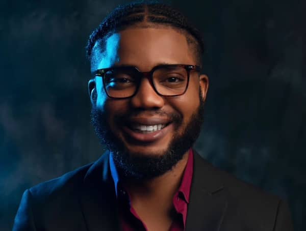 ED1EE70B-DB3F-48C2-A57F-AA479D328EDB