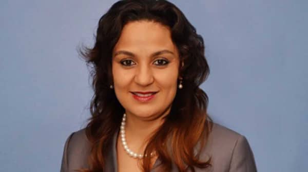 clare-omatseye-3-400x_