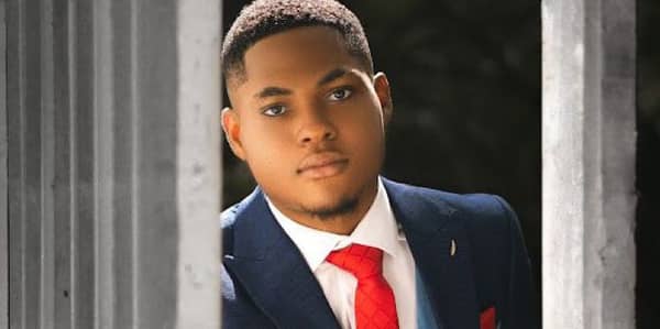 5506A379-9663-4D77-811D-86C389ABA4C4