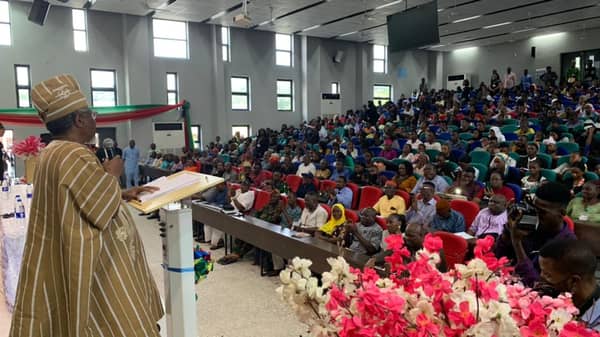 74530C49-BB42-4292-9E59-38903E2AF6BF