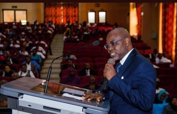 Prof.-Wahab-Egbewole-1-636×409