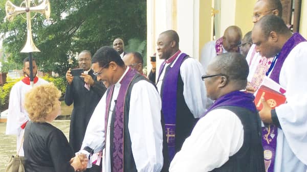 Tribute-to-Late-Queen