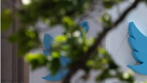 FILES-US-INTERNET-MERGER-MUSK-TWITTER