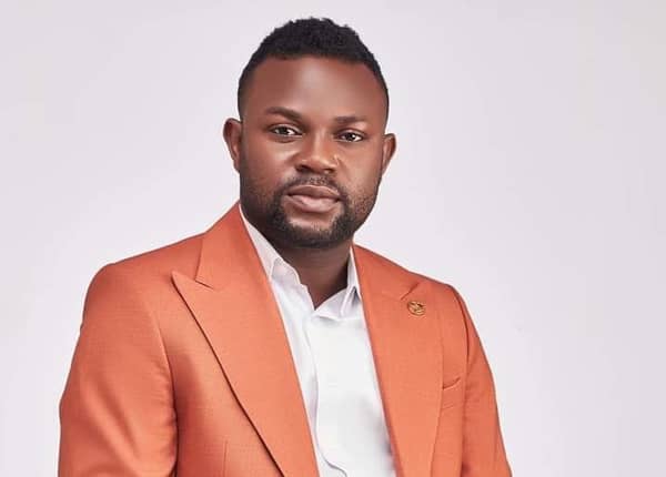 FB5AB06B-19FE-450F-BC6D-30EB1BC90B58