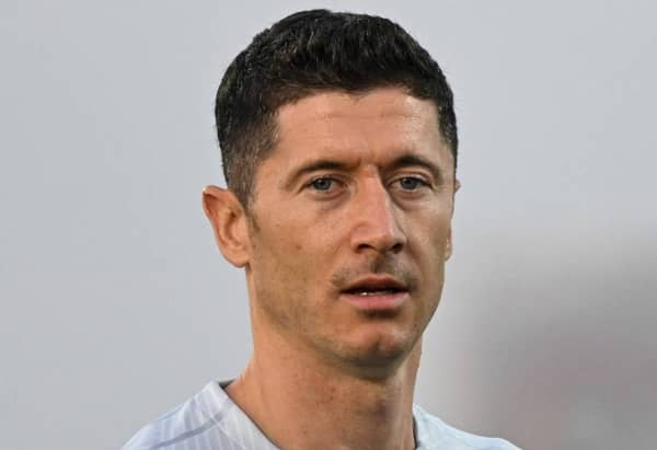 FBL-WC-2022-TRAINING-POL