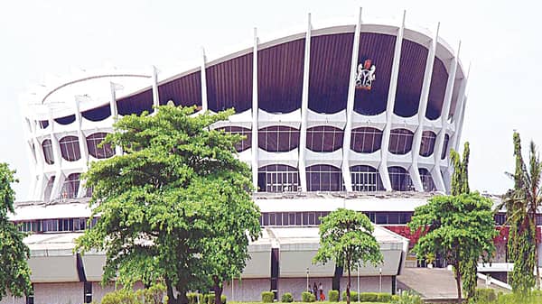 National-Theatre………….