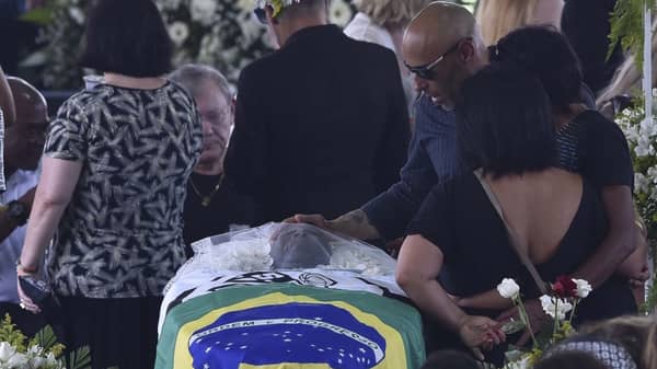 FBL-BRAZIL-PELE-DEATH-WAKE