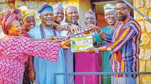 Kunle and the cast on set…………